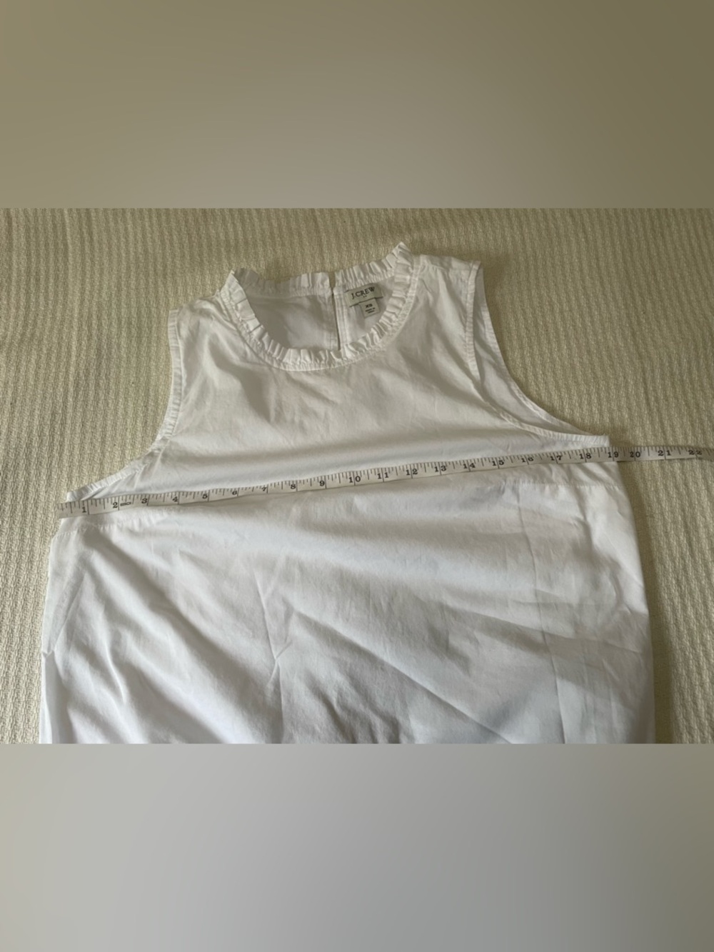 J Crew embroidered sleeveless blouse white blue floral European cotton XS - Picture 4 of 5